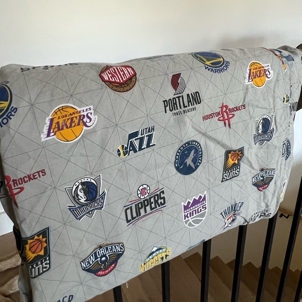 Pottery Barn Teen NBA Twin Duvet Cover & Sham